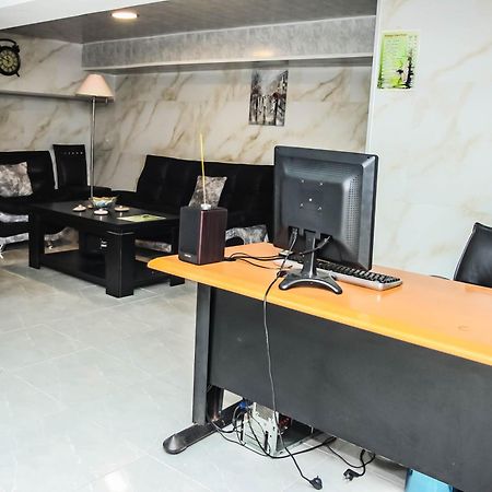 Graphic Hotel Batumi Zewnętrze zdjęcie