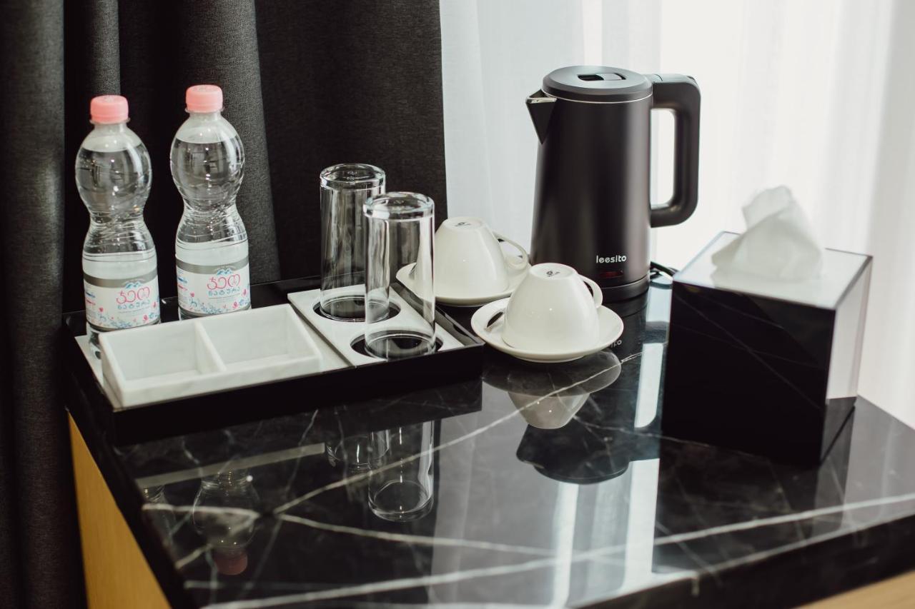 Graphic Hotel Batumi Zewnętrze zdjęcie
