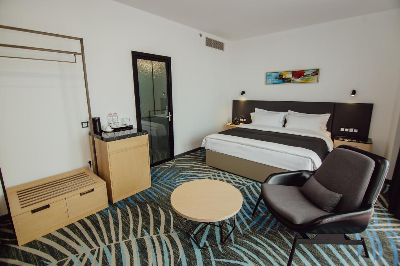Graphic Hotel Batumi Zewnętrze zdjęcie
