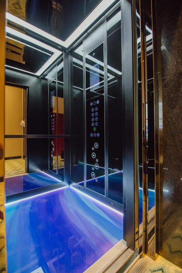 Graphic Hotel Batumi Zewnętrze zdjęcie